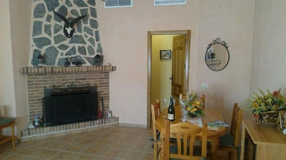 Casa Rural Puente Del Segura 엘체 데 라 시에라 외부 사진