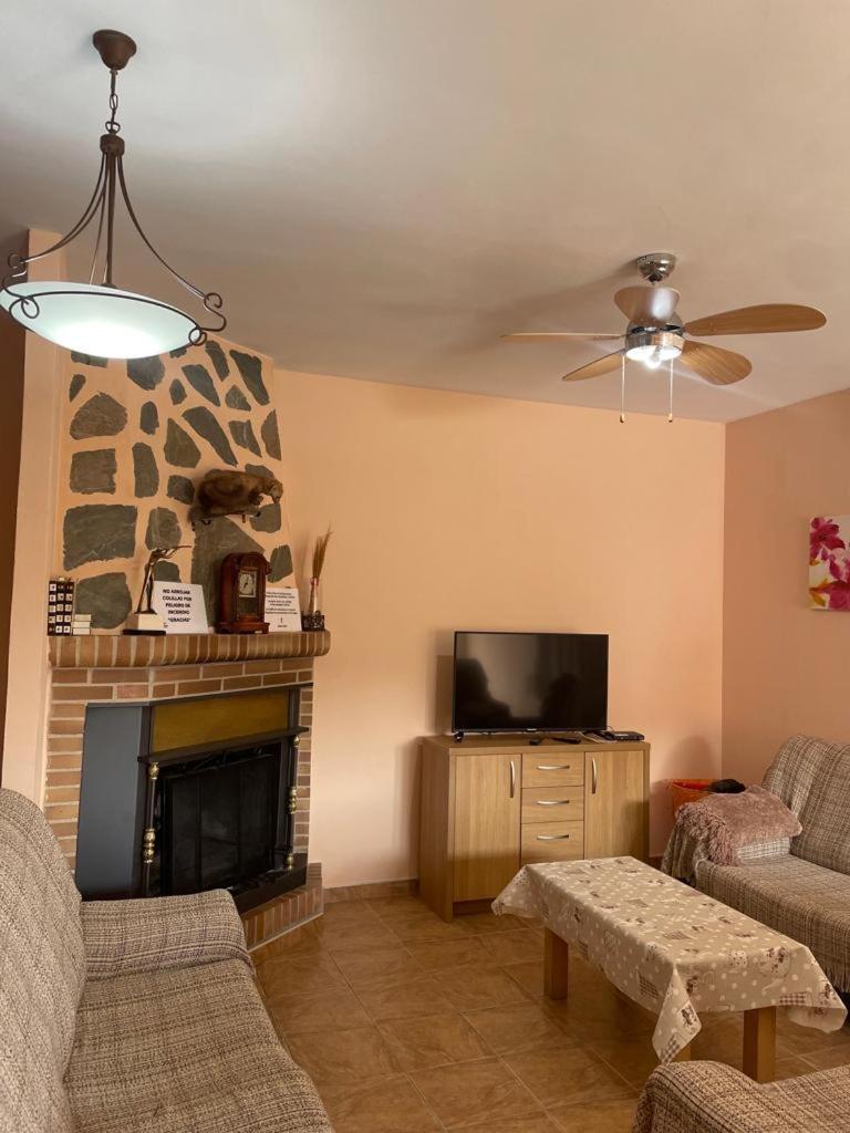 Casa Rural Puente Del Segura 엘체 데 라 시에라 외부 사진